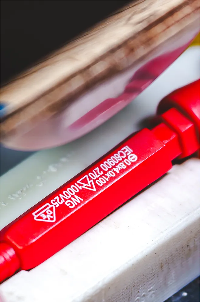 威進標準訂製流程(0EM/0DM 模式)